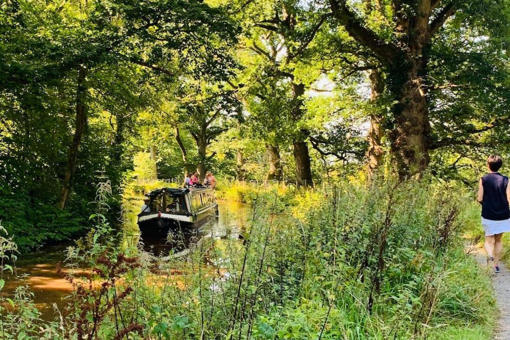Cosy Holiday Cottage In Crickhowell. Llangattock Bagian luar foto