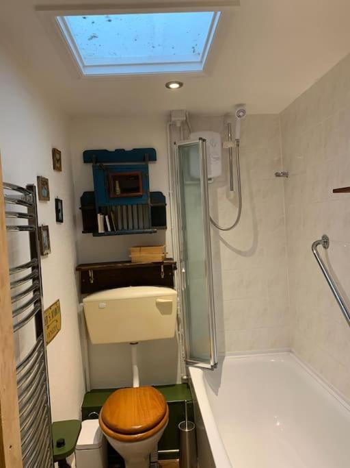 Cosy Holiday Cottage In Crickhowell. Llangattock Bagian luar foto